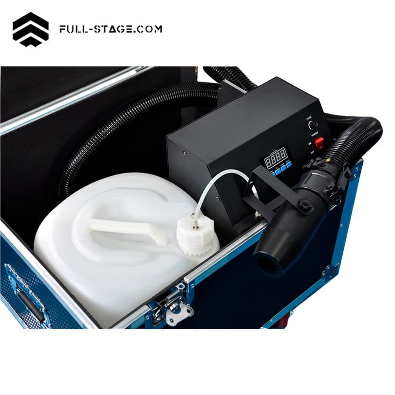Máquina de Nieve Pro 1500W - Máquina de Nieve Artificial - Imagen 6 Máquina de nieve profesional de Full-Stage en acción en eventos temáticos. - Full-Stage