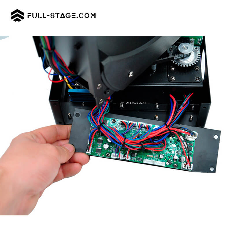 Moving Head Bee-Eye RGBW 7x40W - Full-Stage